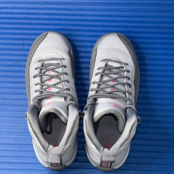 Size 6.5Y- GS Nike Air Jordan 12 Retro Dark Grey Rush Pink 510815-029 Women’s 8 - Picture 5 of 8